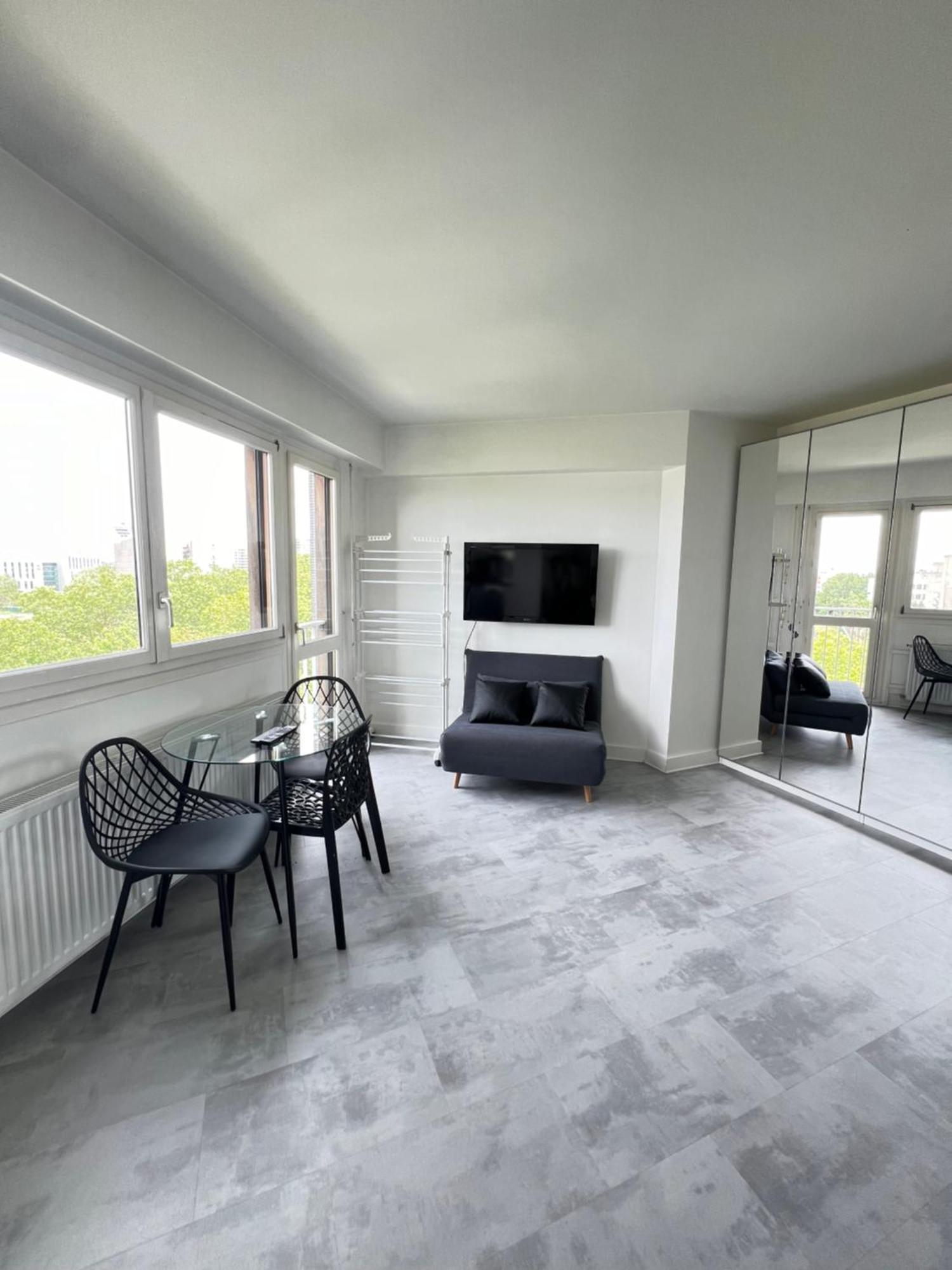 Apartment Home In Paris With View, 15Min Direct To Center Exteriér fotografie